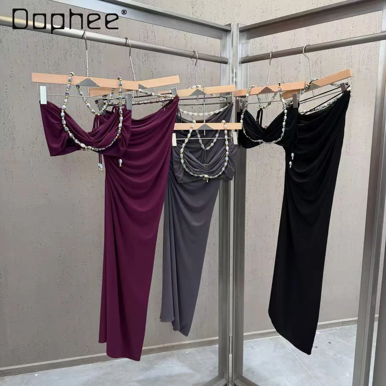 

Korean Ins Sexy Halter Pleated Vest High Waist Slim Fit Long Skirt Sets Women American Spice Girl Bead Pendant Y2K Two-piece Set