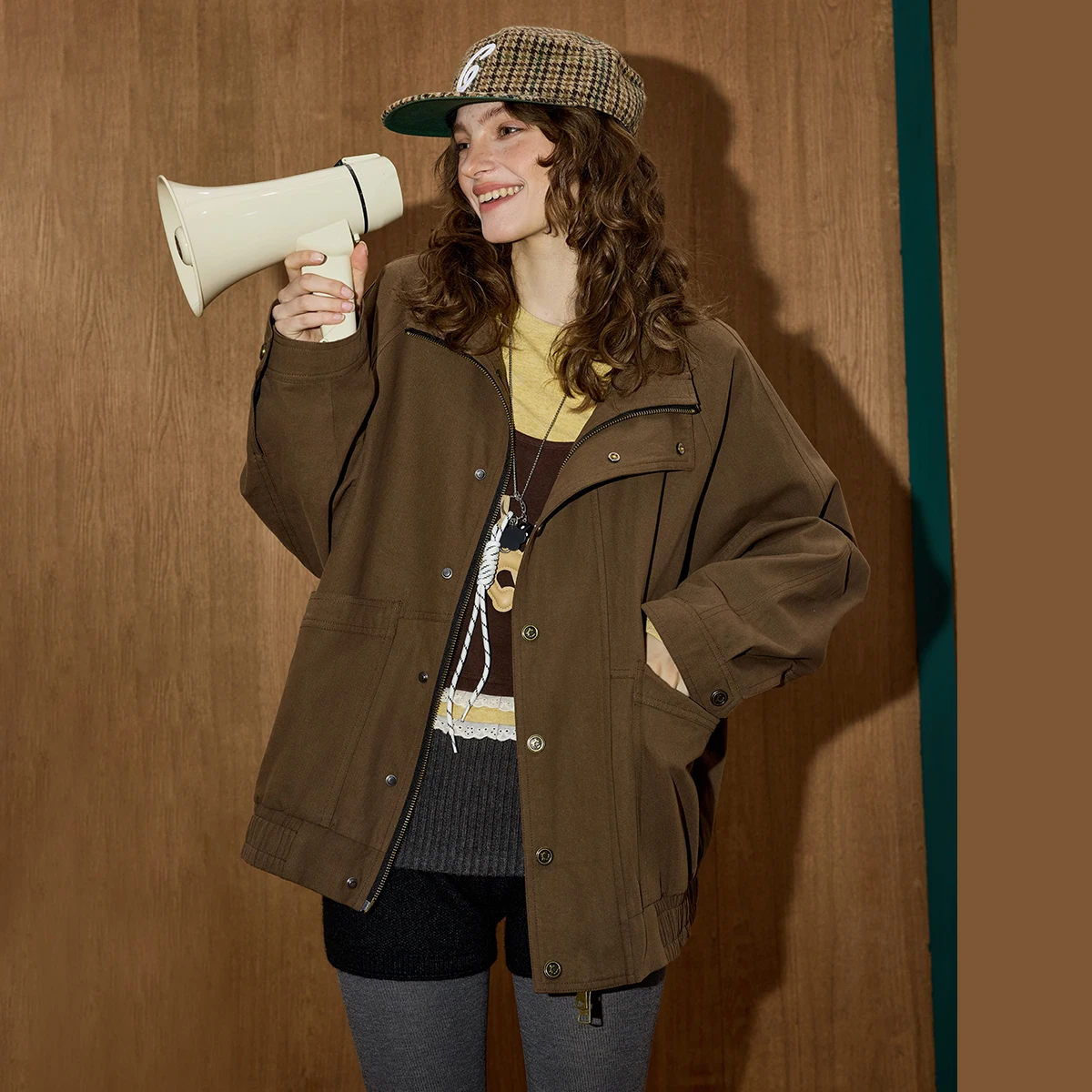 

2025 зимняя женская винтажная куртка с воротником-стойкой, пальто-карго большого размера с длинными рукавами, свободная рабочая одежда, шикарная минималистичная уличная одежда