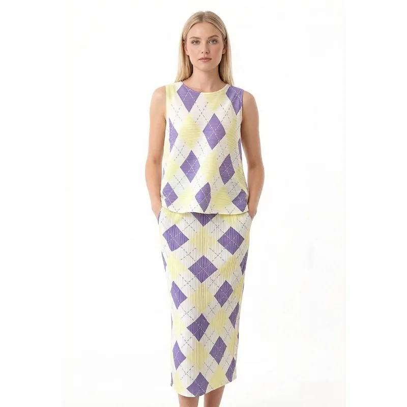 

Miyake Pleated T-Shirt 2026 Summer New Round Neck High-End Sleeveless Pleated Irregular Loose Fashion Casual Versatile Print