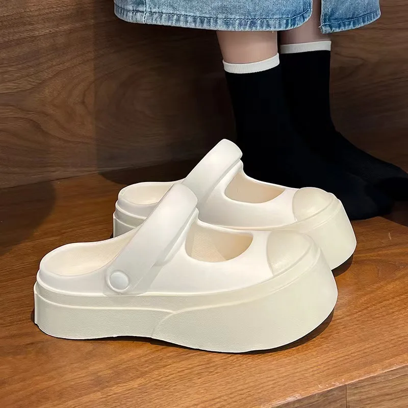 Summer New Women's Elevated Thick Sole Anti slip Tug Slippers Comfortable Soft Sole Wear resistant External Wearing Hole Shoes