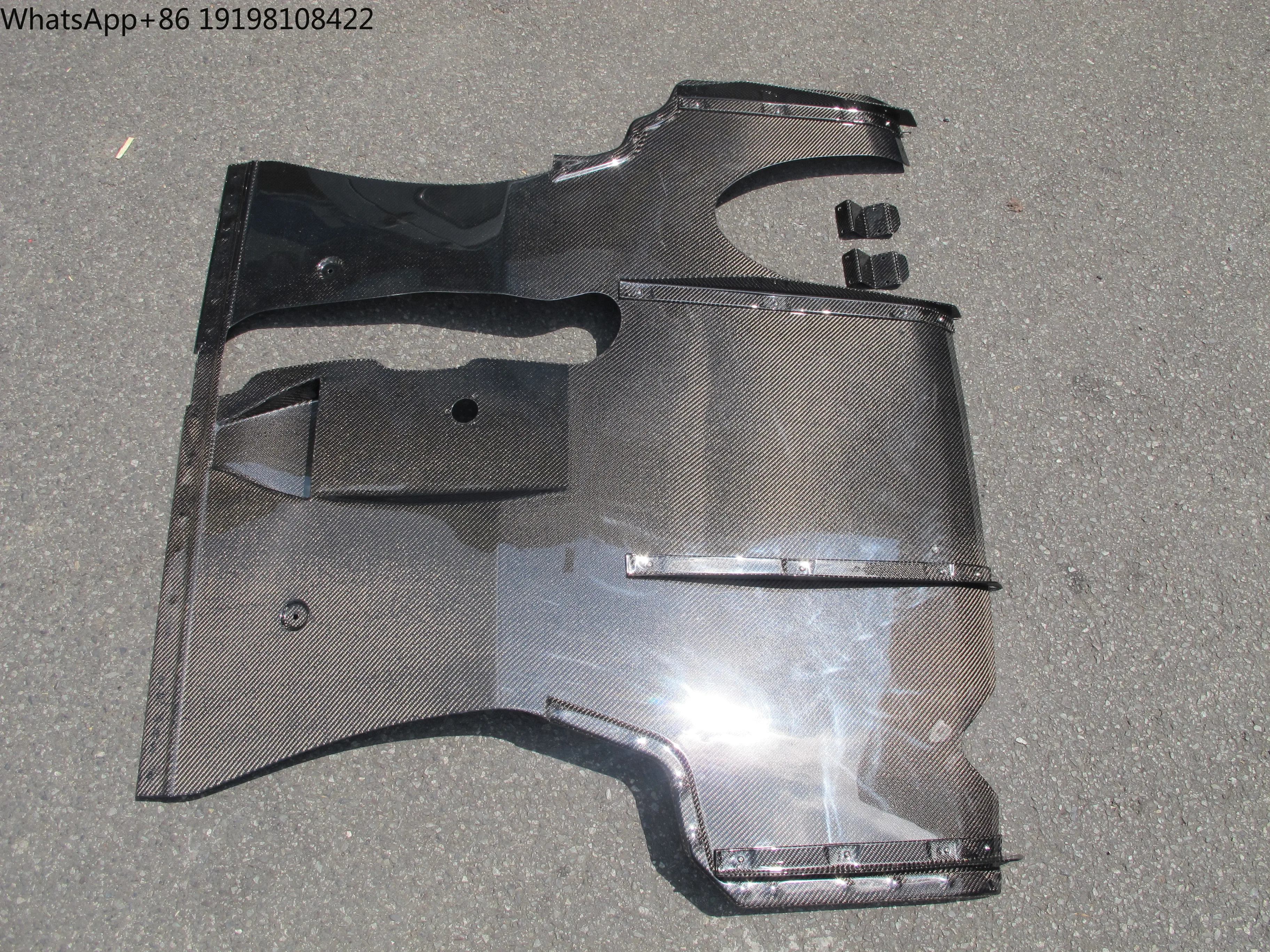 

1999- High Level Material Real Carbon Fiber Car Modified Spoiler Bottom Guard Plate for Nissan GTR R34