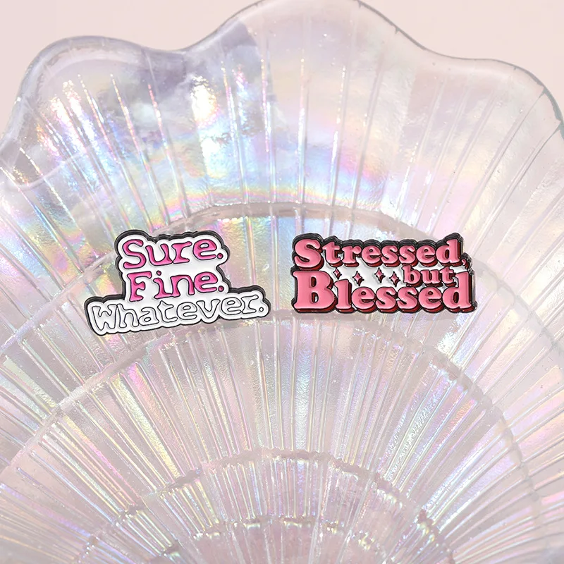 بروش المينا بحروف ملونة ، لا يفعل ذلك ، جميع الشارات المعدنية ، عبارة بانك ، هدية دبوس طية صدر ، السعادة التي يمكن وصفها