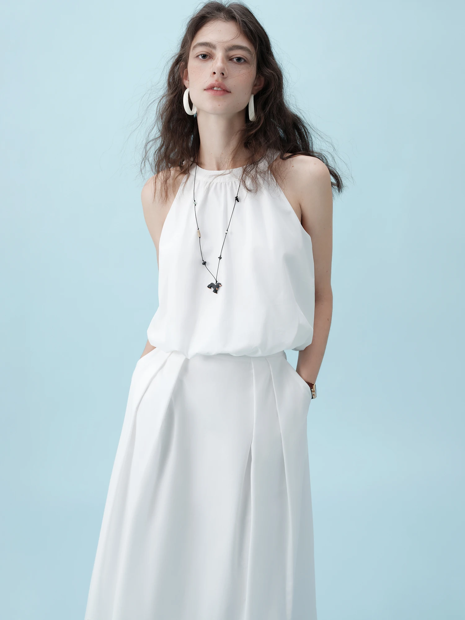 

ZIQIAO 【Self-Love】 Little White Dress — комплект миниатюрной рубашки и юбки для женщин, новый летний комплект из двух предметов 2025, 25ZQ92148 + 25ZQ92149