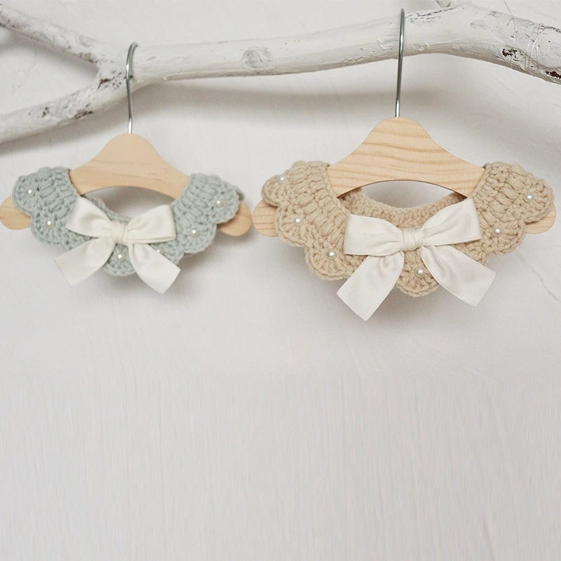 

Pet Knitted Collar Soft Wool Material Dog Scarf Ins Princess Style Elegant Pearl Bib Kitten Bib Cute Cat Collar