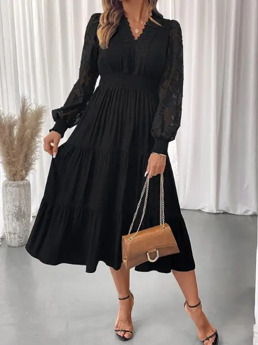 Abito longuette elegante con scollo a V in pizzo da donna nuovo autunno, manica trasparente e orlo a strati abito in tinta unita