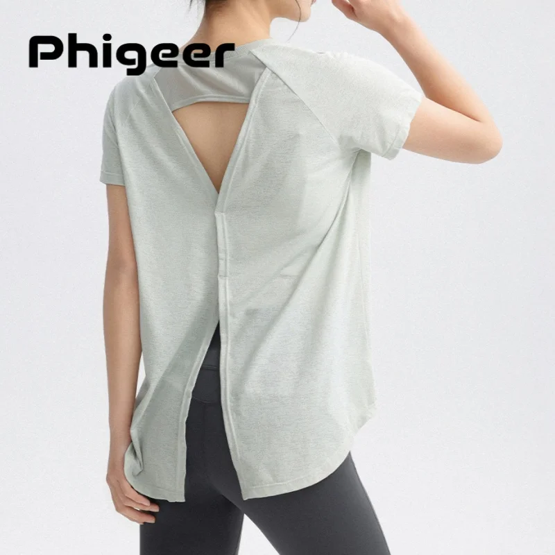 

PHIGEER Open Back Yoga Tops for Women, Lightweight Breathable Long Sleeve Athletic Shirt for Hiking, Women's Running Sportswear