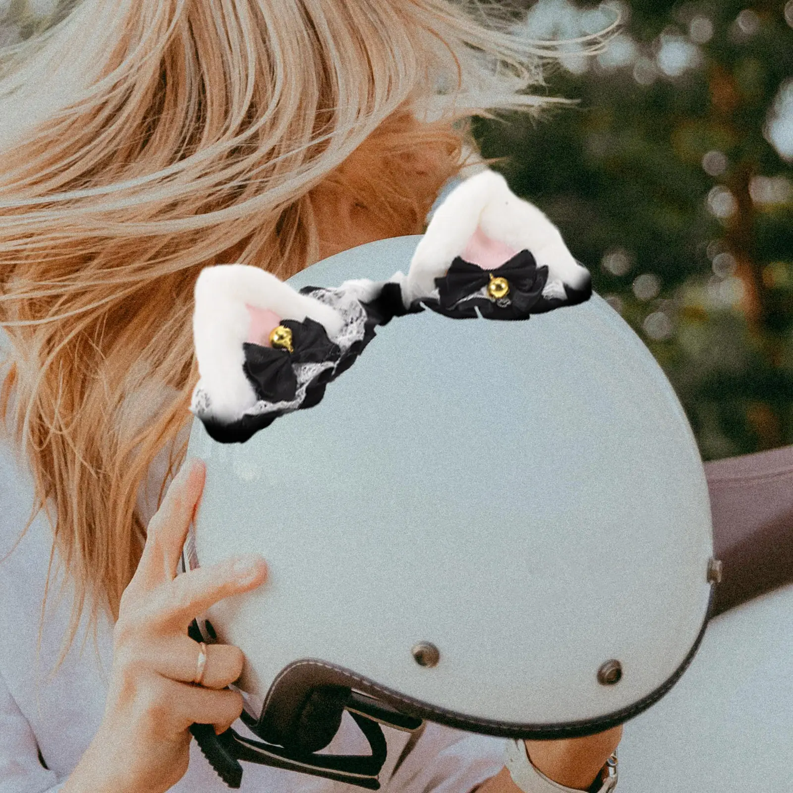 

Creative Cat Ear Decoration for Motorcycle Scooter Bicycle Helmets Stylish Detachable Fashion Accessory Women's