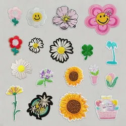 Plant flower pattern embroidery sewing fabric patch DIY hot melt adhesive ironing decorative clothing accessories patch