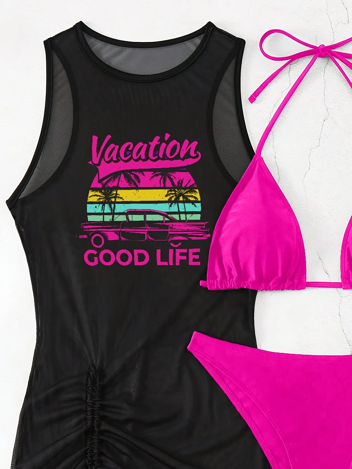 ชุดว่ายน้ำแยกชิ้นผ้าตาข่ายสีดำพิมพ์ลายแฟชั่นเซ็กซี่สำหรับผู้หญิงปี 2026 พร้อมลายกราฟิก “Vacation Good Life” และผ้าคลุมรัดรูป