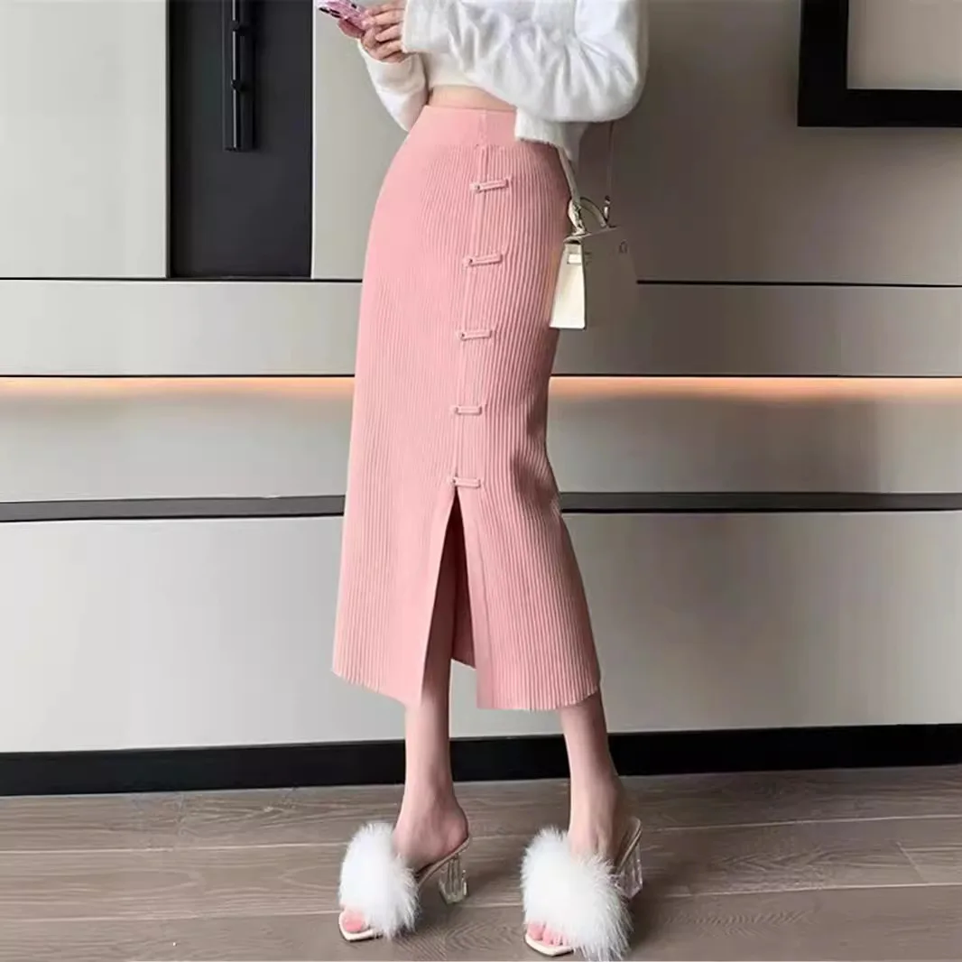 

2024 Autumn and Winter New Chinese Style Buckle Design Knitted Half Skirt High Waist A-line Hip Bag Skirt Split Skirt