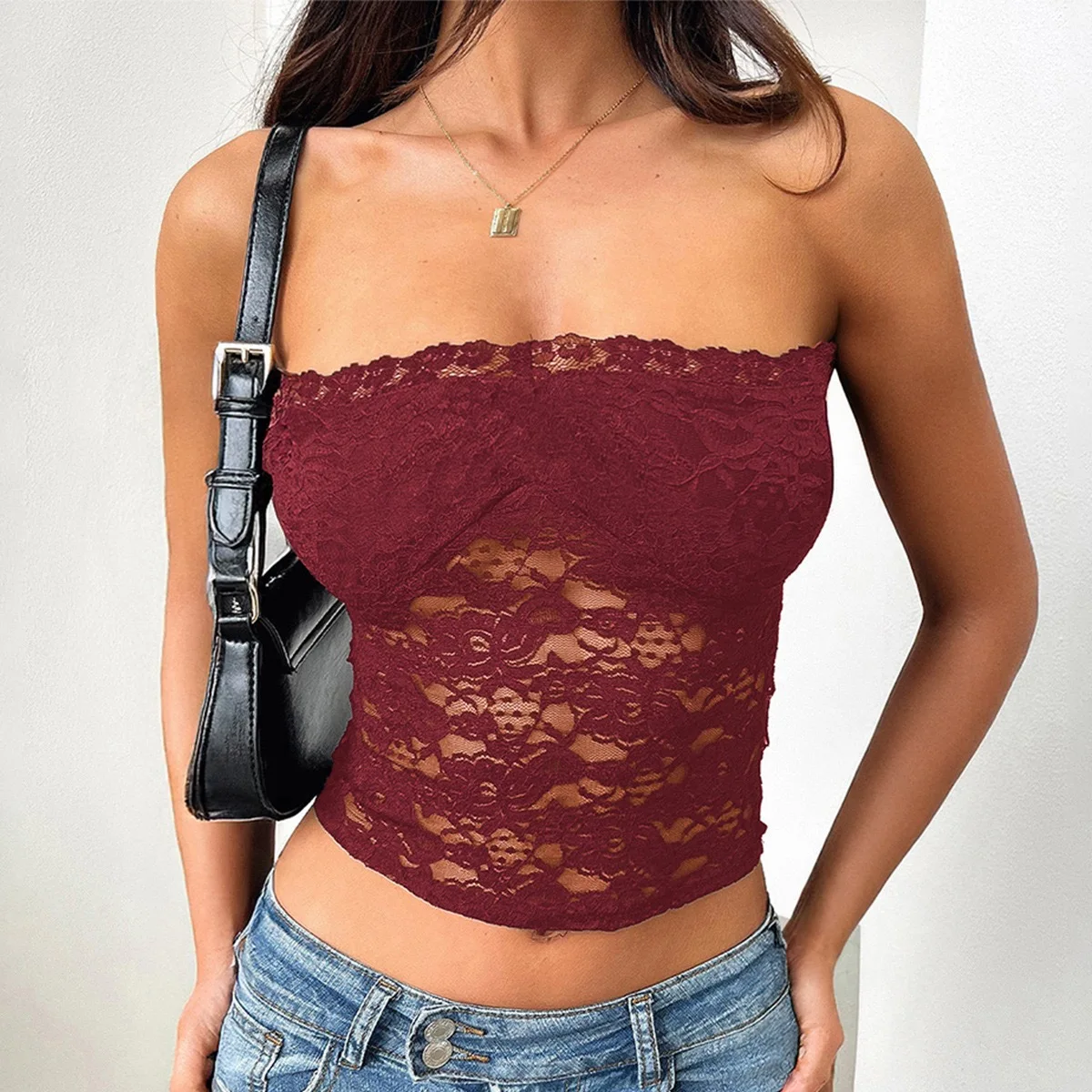 

Women Sexy Lace Strapless Cropped Hollow Out Solid Color Knitted Top Young Lady Versatile Base Bustier