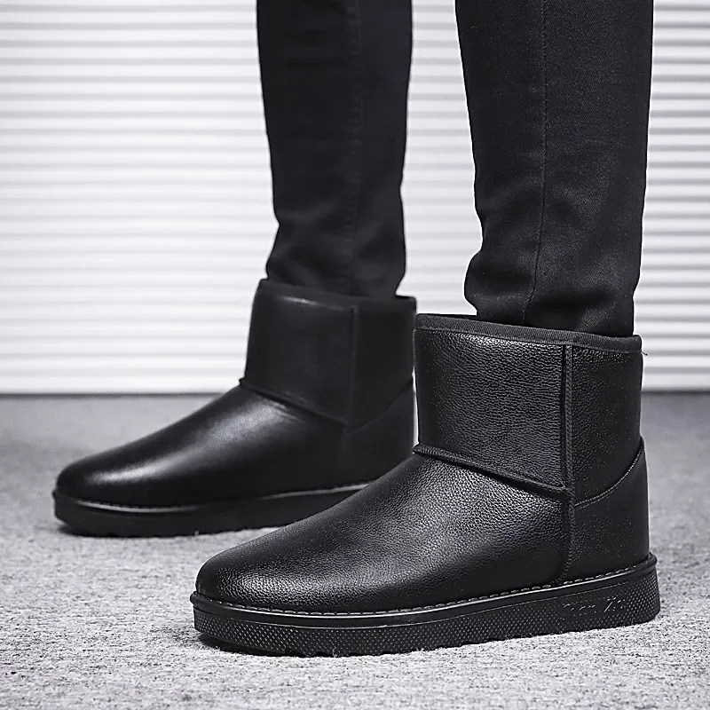 Winter Velvet Men's Snow Boots Men High Top Cotton Shoes Slip-on Platform Boots Comfortable Leather Ankle Boots Man Short Boots