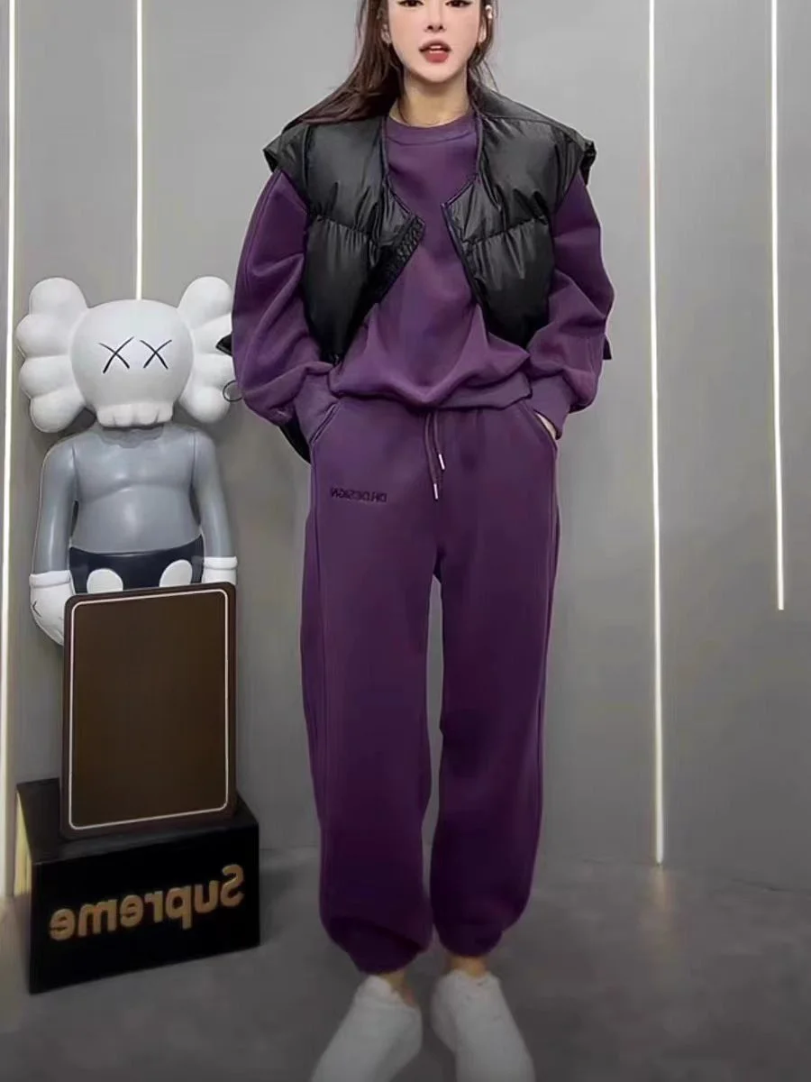 

Комплект из утепленного свитшота и брюк больших размеров для женщин: модный повседневный костюм-двойка свободного кроя для осени и зимы