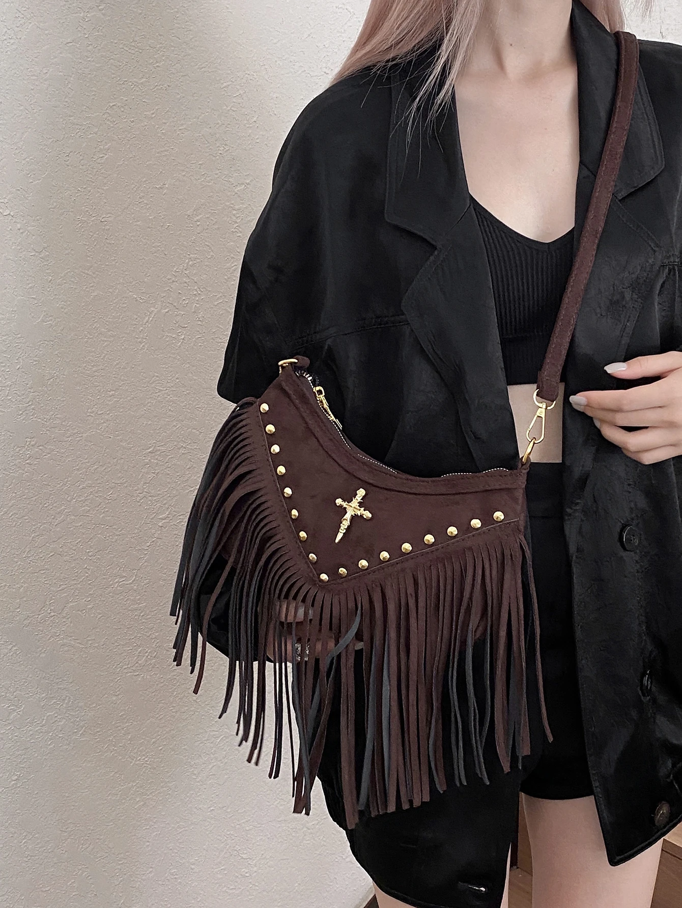 

Suede Tassel Crossbody Bag Single Shoulder Bag for Women Fashionable Casual Small Handbag