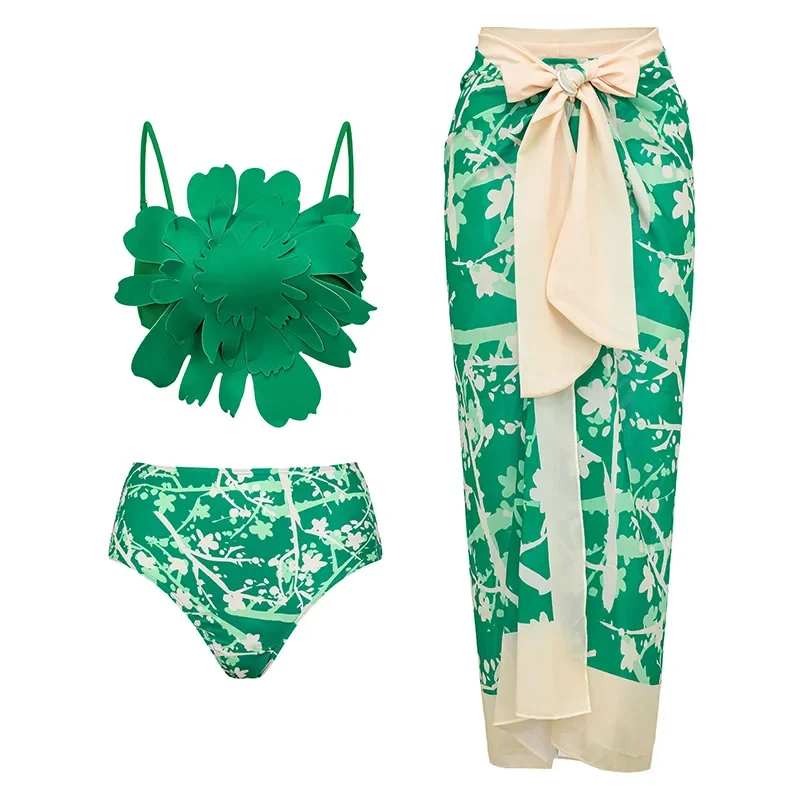 

Large Green-Toned Swimsuit Set for Women, Matching Sun Protection, Cover-Up, Natural Beauty, Paired with Decoration