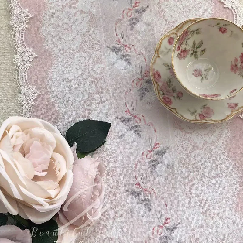 runner-da-tavola-in-pizzo-europeo-rosa-e-bianco-decorazione-romantica-per-casa-e-hotel-tovaglia-con-stampa-di-rose-francesi