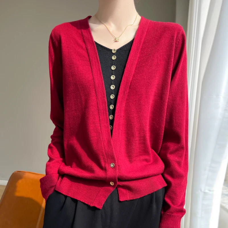 100% Merino wool autumn/winter new women's sweater V-neck cardigan fake two Korean mulberry silk warm base knit shirt