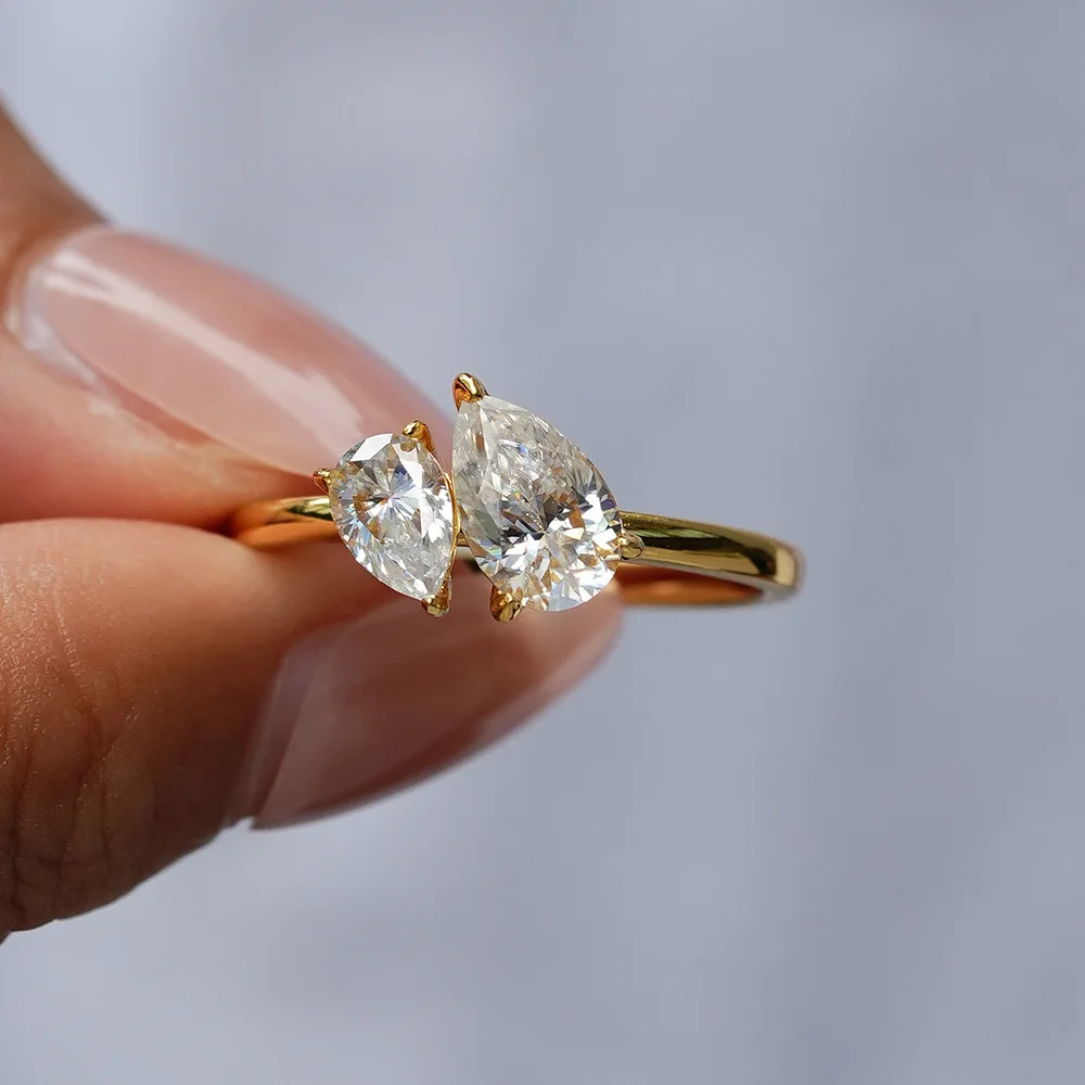 925 Sterling Silver Moissanite Ring for Women, 1.5CT Pear Cut D Color VVS1 Engagement Ring, Gold Plated Double Stone Promise Rin