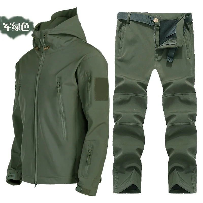 Shark Skin Soft Shell Assault Suit for Men Winter with Fleece Insulation Hiking Suit Waterproof and Windproof Skiing And