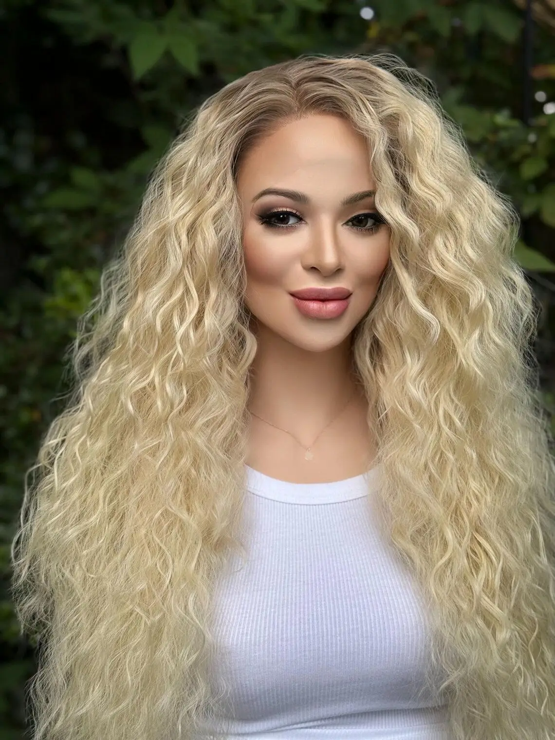 Light Blonde Synthetic HD Lace Front Wig Deep Wave Heat Resistant Hair Ombre Natural Body Wave Wigs Daily Party Cosplay Wigs