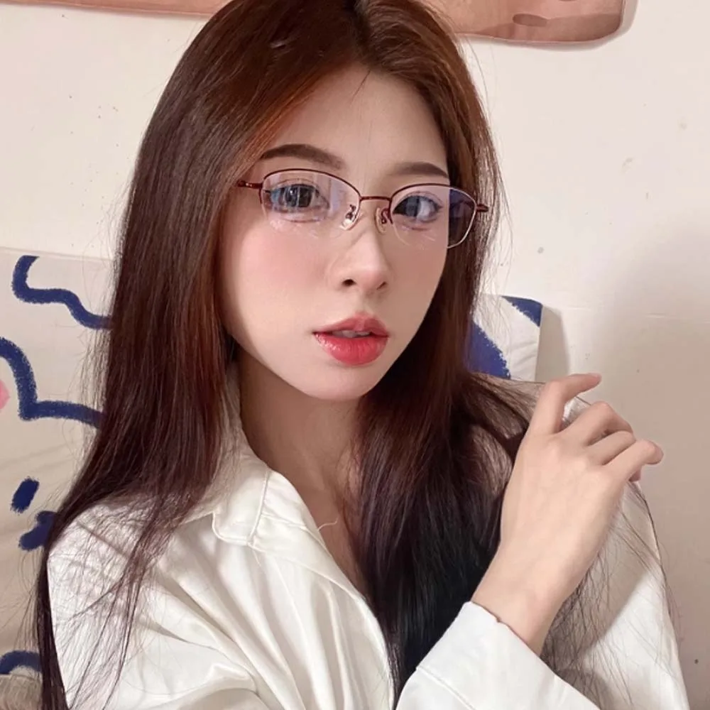 

Titanium Alloy Elderly Reading Glasses PC Elastic Half-frame Presbyopic Glasses Costume Accessory Waterproof