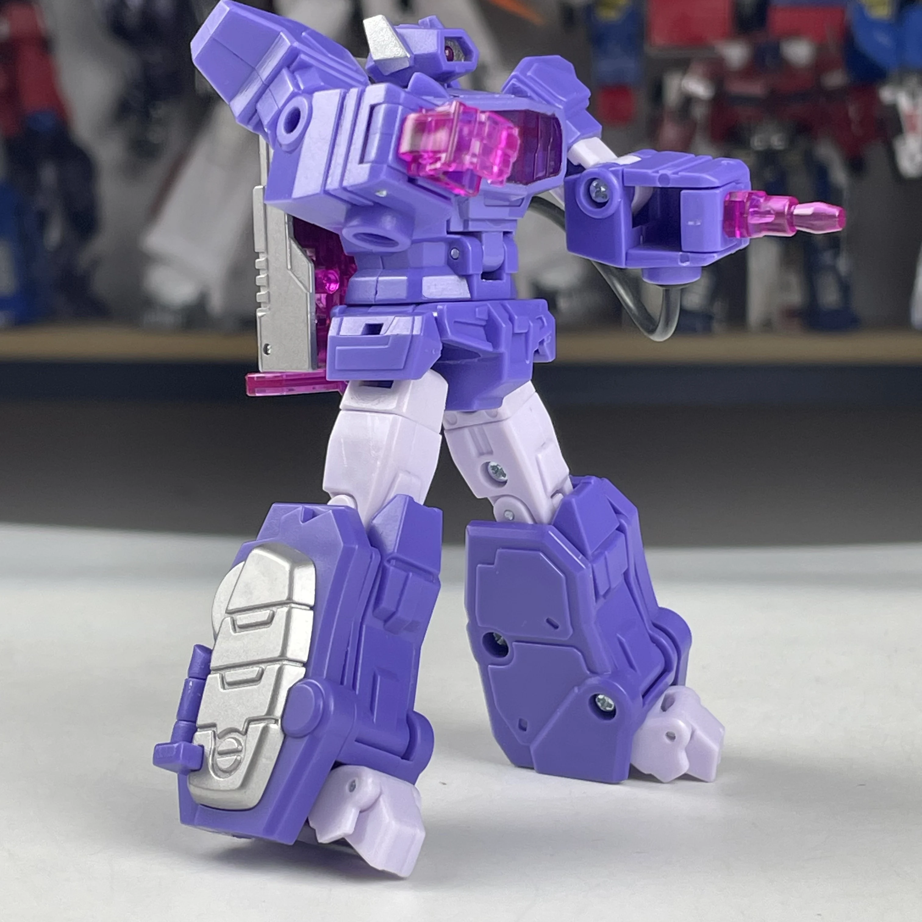 Juguetes transformadores PocketToys PT03 10CM Shockwave G1 versión animada Robot a pequeña escala modelo colección de figuras de acción Anime