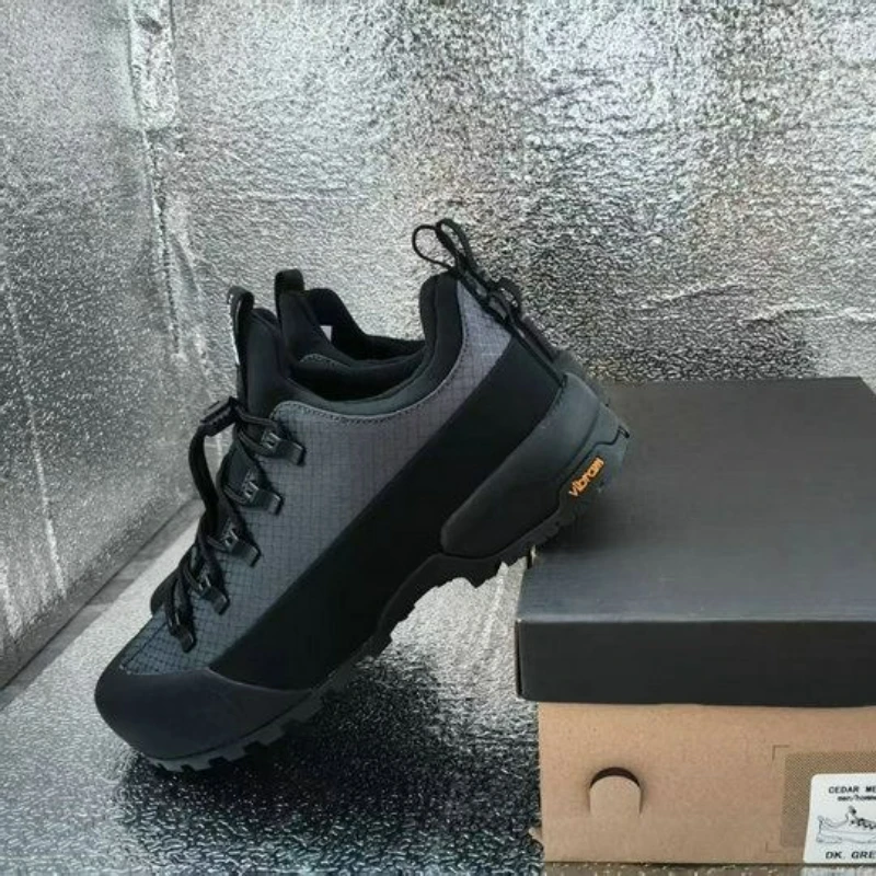 

2025 Hot Sale Hiking Shoes For Men Anti Slip Trekking Shoes Mens Brand Designer Walking Outdoor Shoe Top Quality Climbing Shoes