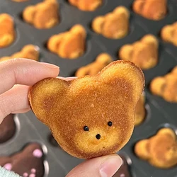 1 PC Bear Baking Mold Pan Non-Stick Carbon Steel DIY Cute Candy Cake Mold Tools Decoration Biscuit Candy Mould Baking Kictchen