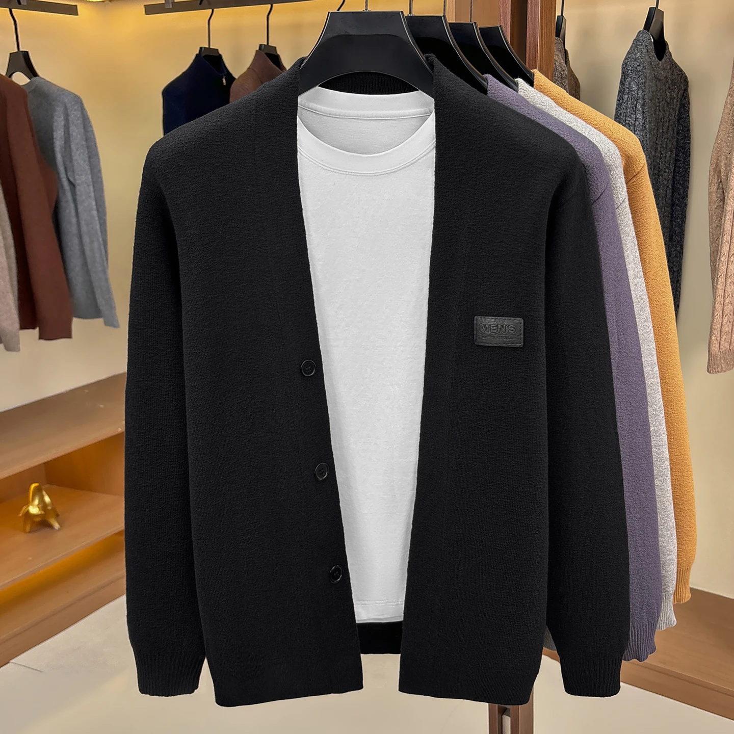 Light luxury Brand embossed knitted cardigan men's autumn new comfort high-quality button fashion V-neck sweater jacket shawl