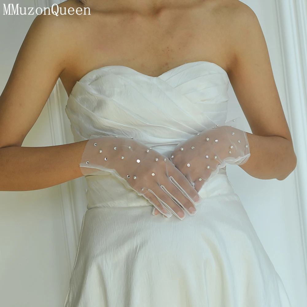 MMQ   A Pair Of White Rhinestone Pearl Finger Bridal Gloves Wedding Accessories Gentle Simple Small Fresh MM29