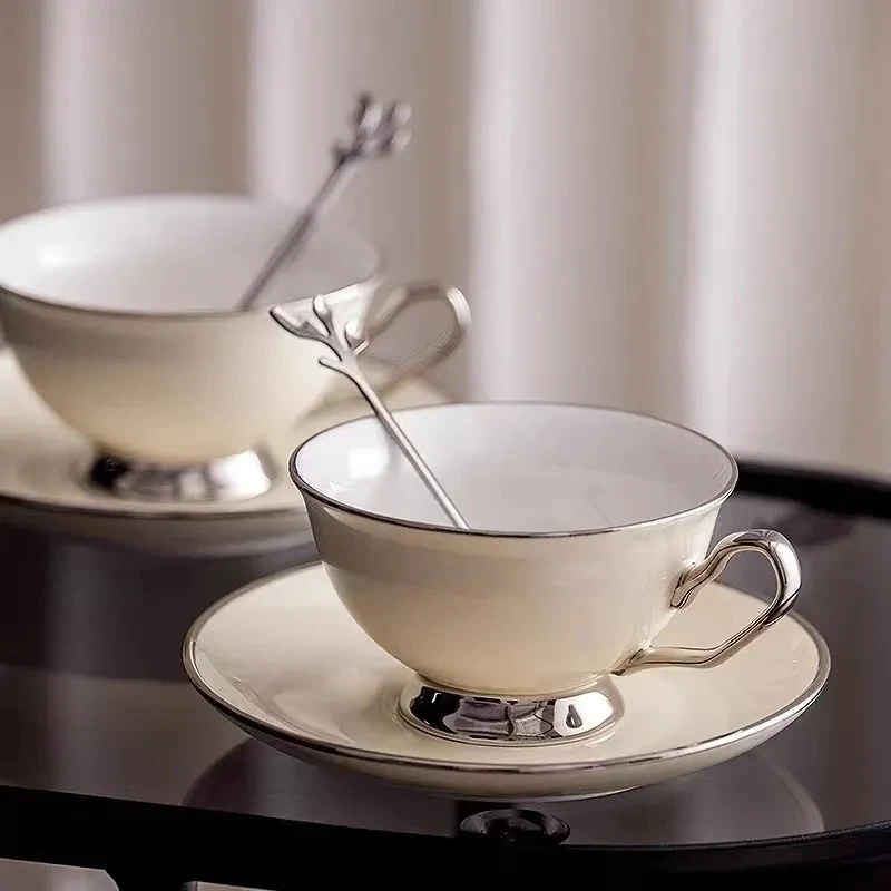 Advanced Sense of higt appearance Coffee cup set High-end Exquisite English afternoon Tea Set Ceramic Retro cup and saucer Set