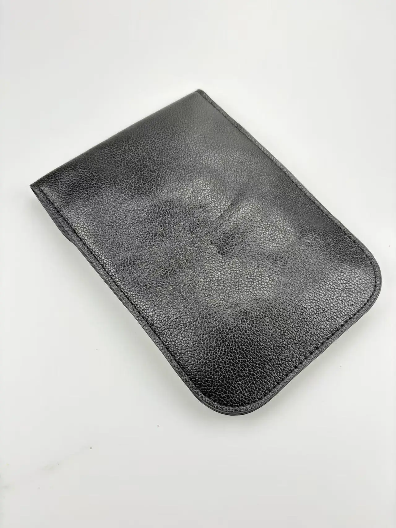 2026 جديد اليدوية مطرز حقيبة الهاتف المرأة الحيوان والزهور نمط العرقية Crossbody الحقيبة الجلدية بوهو ريترو المحمول المحفظة