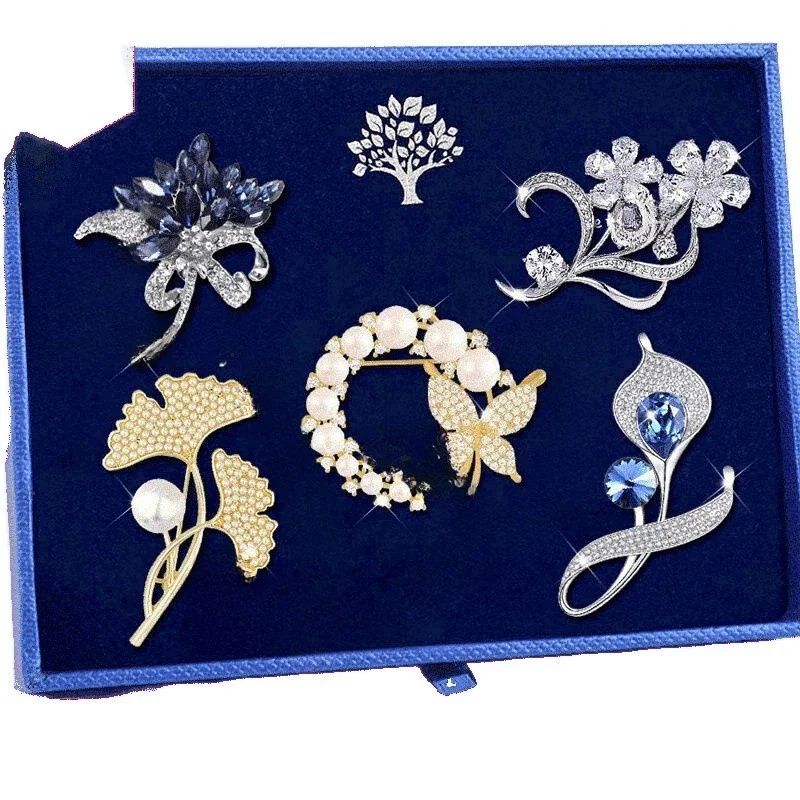 

Women's set birthday Valentine's Day gift for girlfriend and wife with jewelry gift box