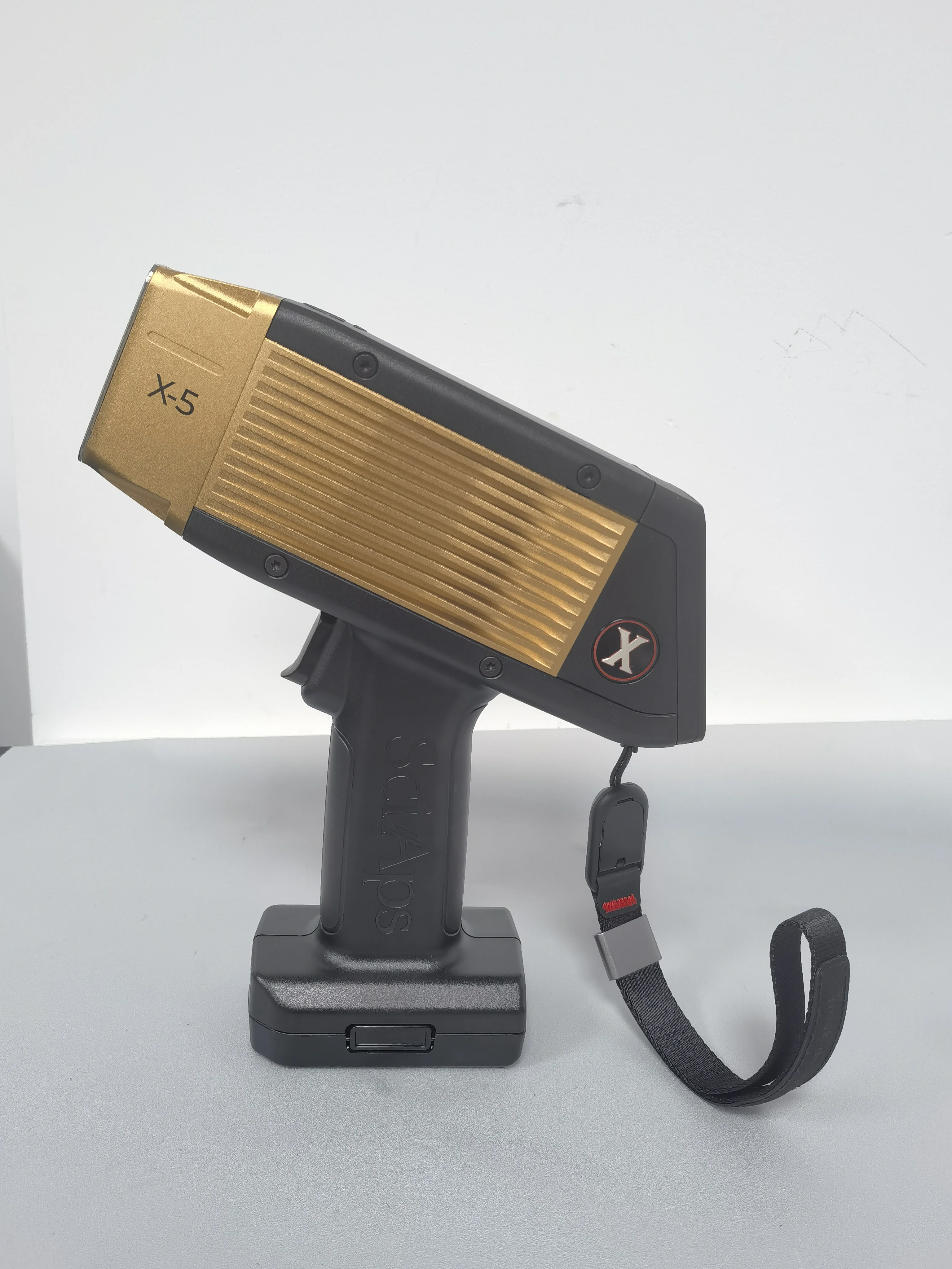 SCIAPS X-5 XRF المحمولة المحمولة السابقة سبائك معدنية الذهب اختبار XRF محلل مطياف لتحليل العناصر المعدنية #4