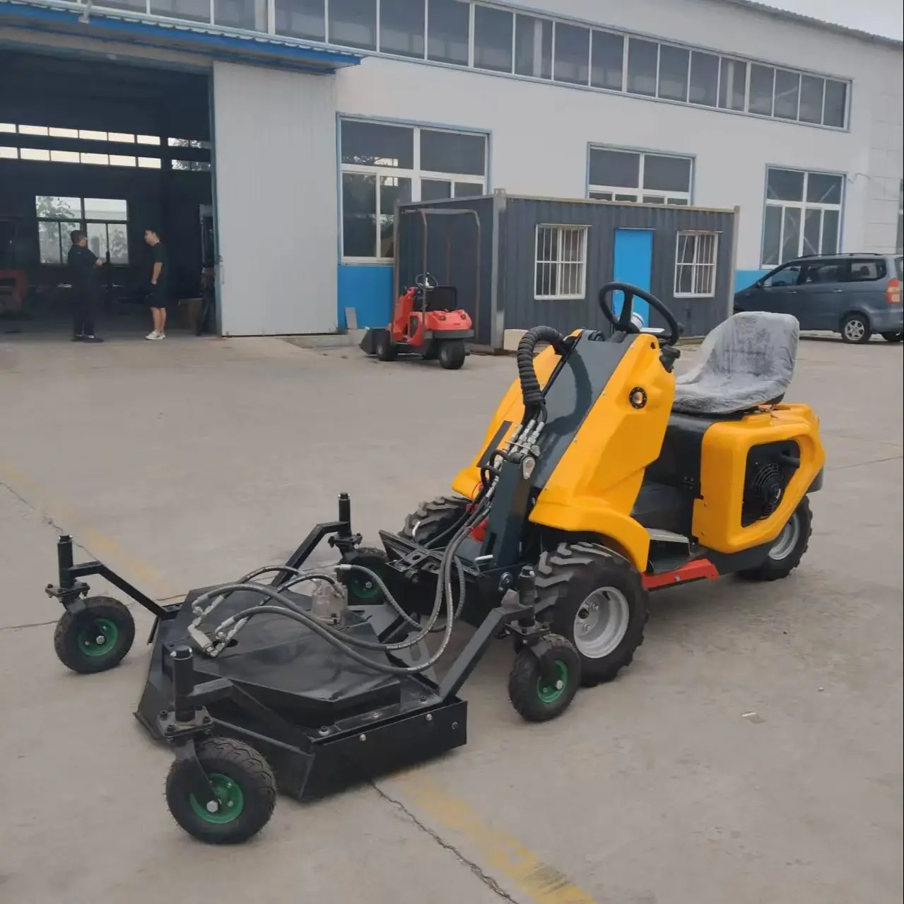 Compact 3 Wheel Skid Steer Loader Multi Function Mini Loader for Farm Use