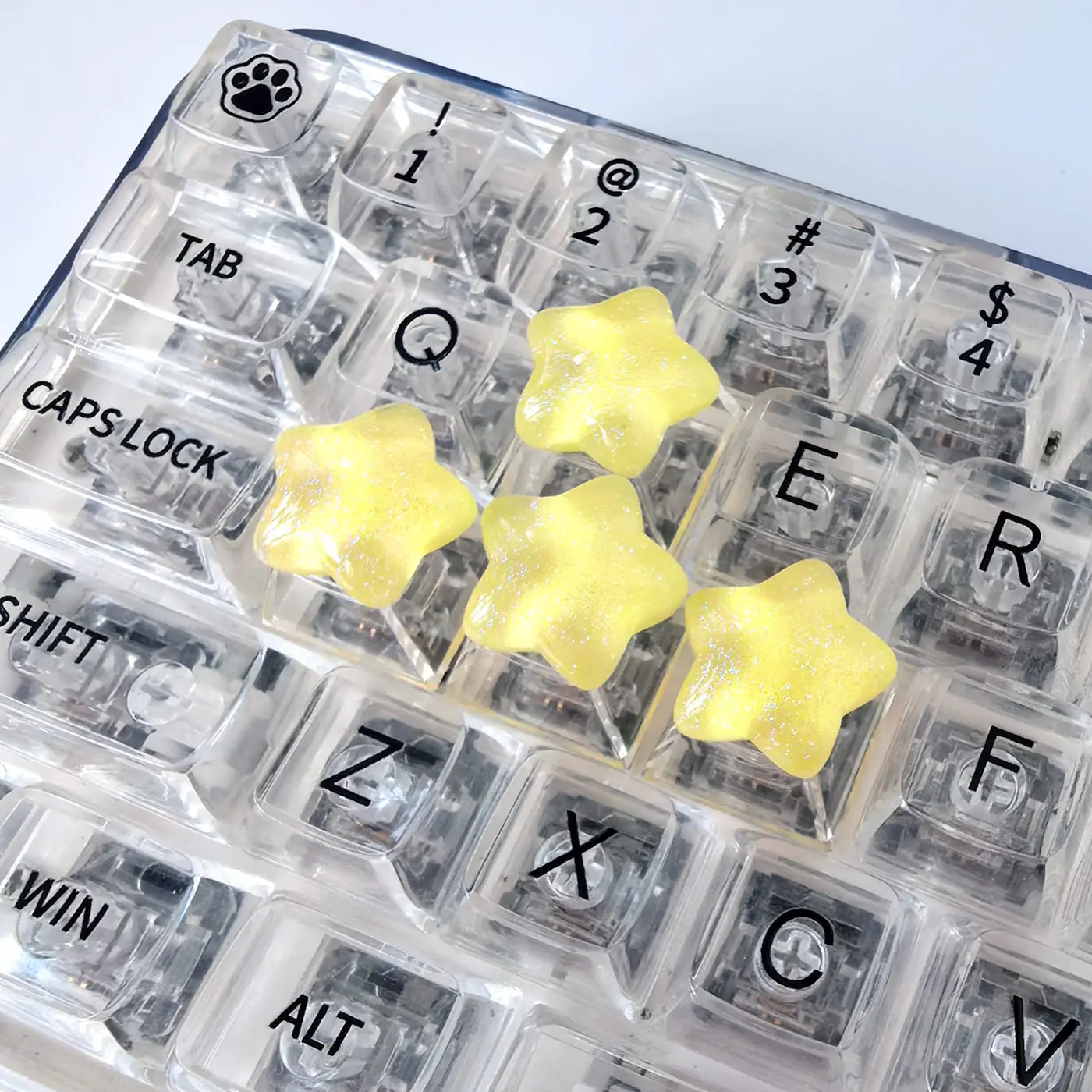 

4pcs personalized transparent sparkling star keycaps WASD up and down keys gaming mechanical keyboard translucent keycaps