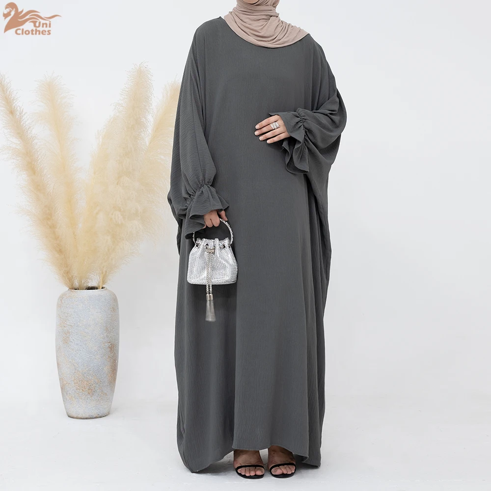 

2025 New Arrival Islamic Clothing Wrinkle Polyester Modest Dress Flower Sleeve Abaya Women Muslim Dress
