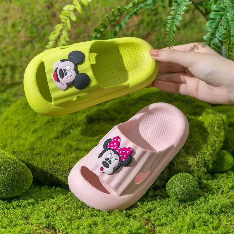 

Disney children's slippers summer home indoor non-slip slippers Baby non-slip soft soled mickey mouse outdoor sandals