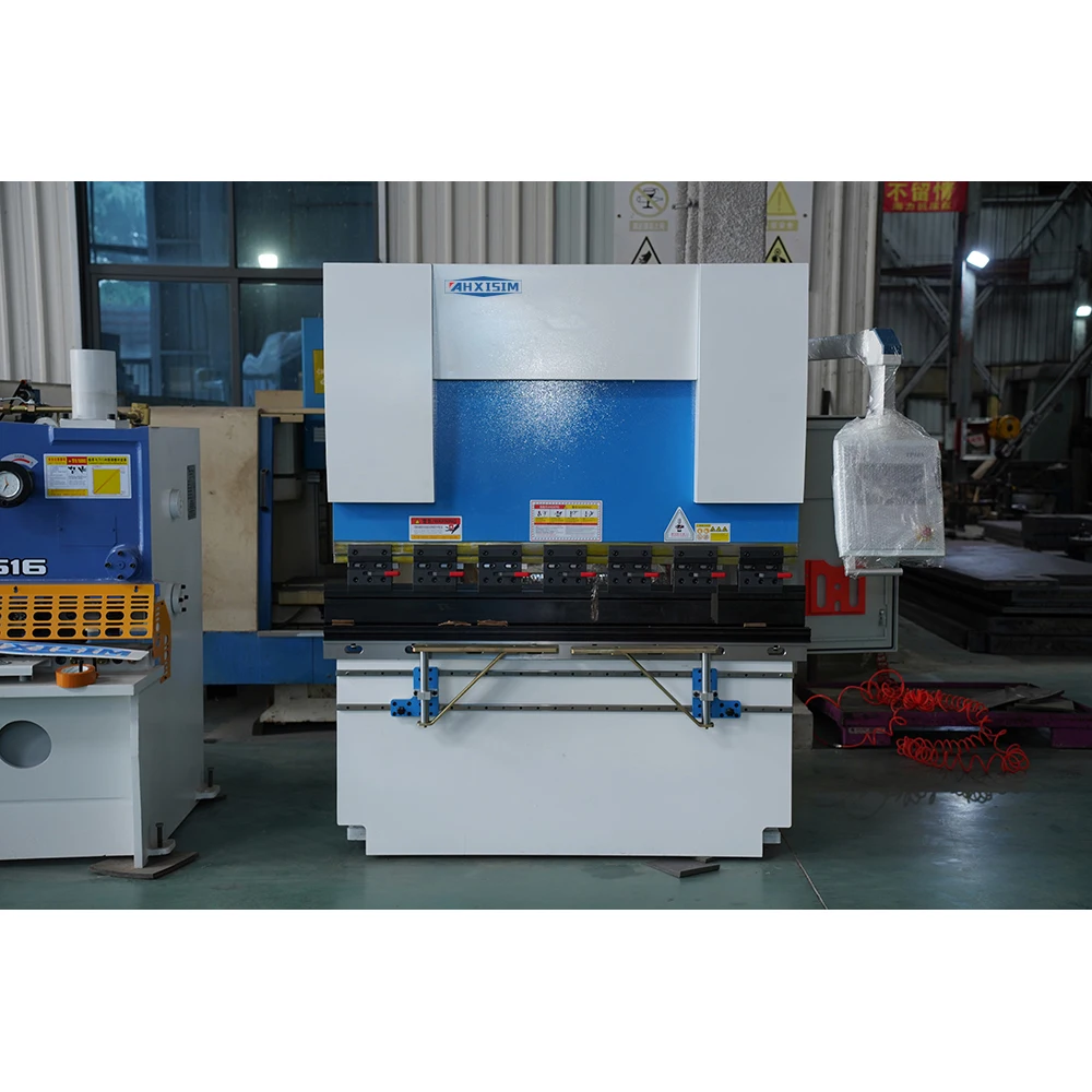 40T/1600mm CNC Automatic Press Brake Suitable For Bending 2.3mm Carbon Steel