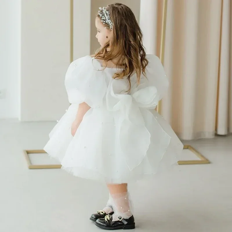 꽃의 소녀 드레스 흰색 Tulle 푹신한 아플리케 진주와 활 짧은 소매 결혼식 생일 파티 성찬식 가운