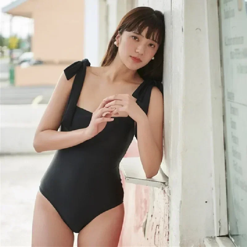 

Korean New Swimsuit Women Retro Thailand Vintage Black Simple One-piece Swimsuit Women