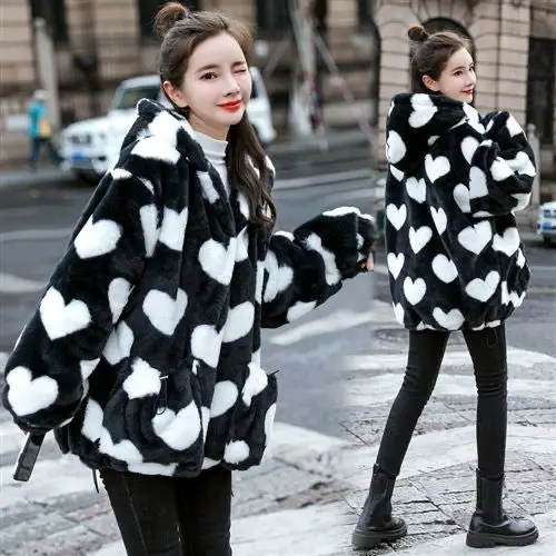 High-end lamb plush jacket Korean style fashionable and versatile 2024 winter new thickened hooded love cotton coat for women