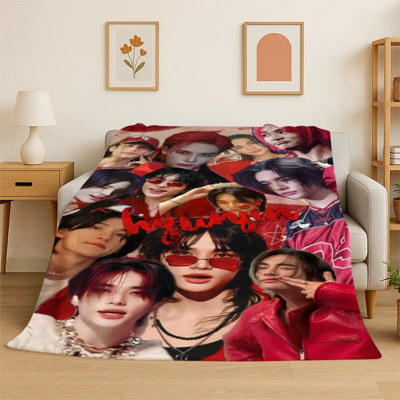 Kpop Hyunjin Stray Kids Music Flannel Blanket Soft Warm Throw Blanket for Bedroom Living Room Bed Travel Camping Picnic Gift