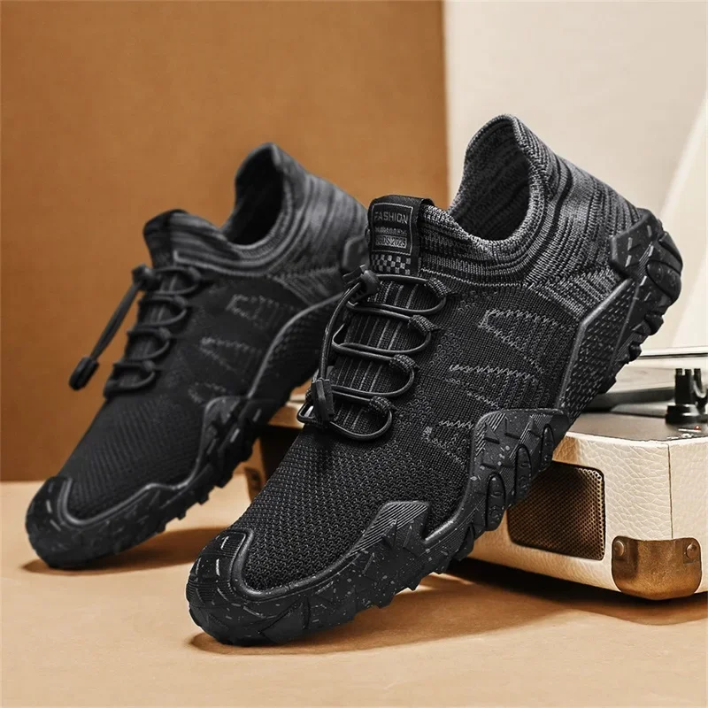 

Men's Sports Shoes 2025 Mesh Surface Breathable Flat Shoes Men's Casual Sleeves Slip Into Running Brand Training Shoes Tennis