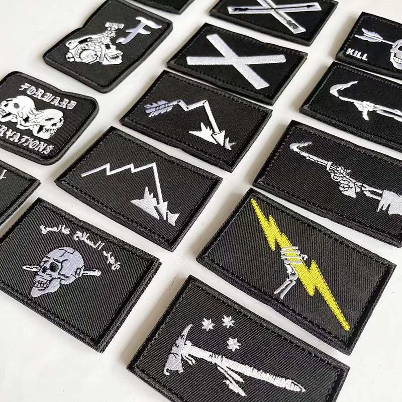 علم القراصنة ، شارة الملابس للمراقبة الأمامية الضباب ، جمجمة اللحية السوداء القلب المطرزة زين التكتيكية شعار هوك حلقة بقع #2