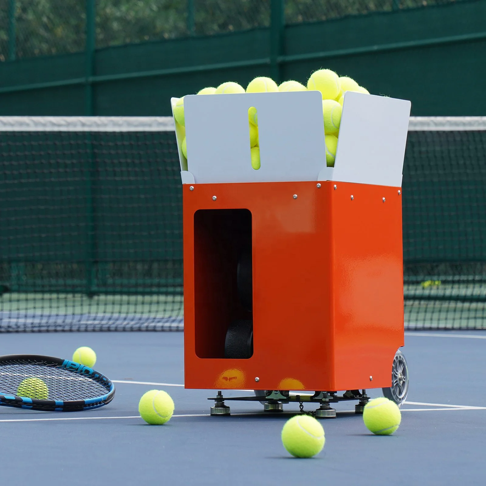 

TS-08M New Portable Metal Tennis Training Machine App Controlled Ball Shooting Equipment For Effective Training