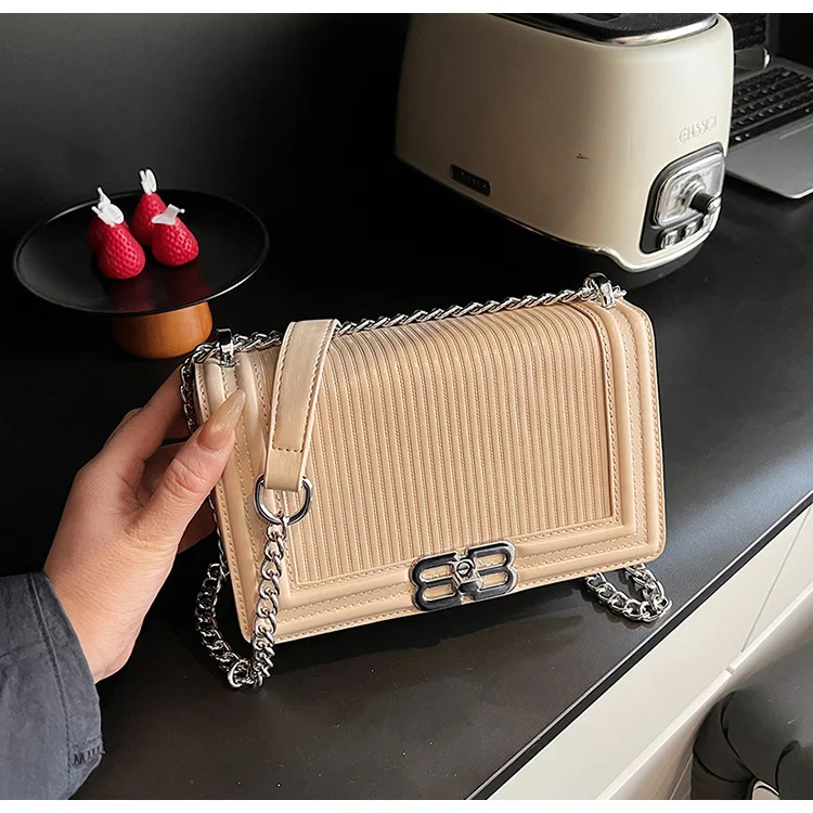 

Popular Design Women's Bag 2025 Light Luxury Small Square Bag - Women's Chain Lock | Simple Versatile Underarm Crossbody
