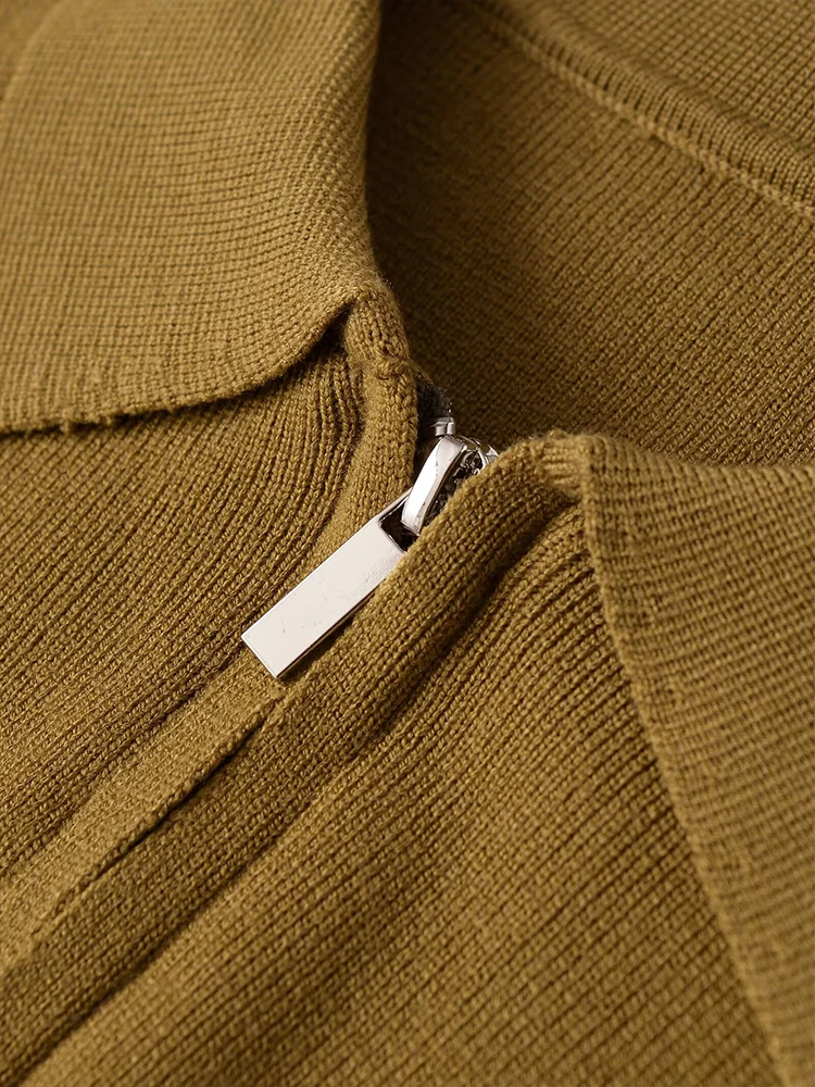 Nieuw damesmodieus, veelzijdig, elegant, eenvoudig effen gebreid vest met revers en lange mouwen in Europese stijl.