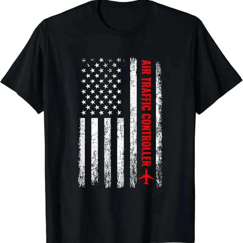 

Футболка с американским флагом и контроллером воздушного движения США