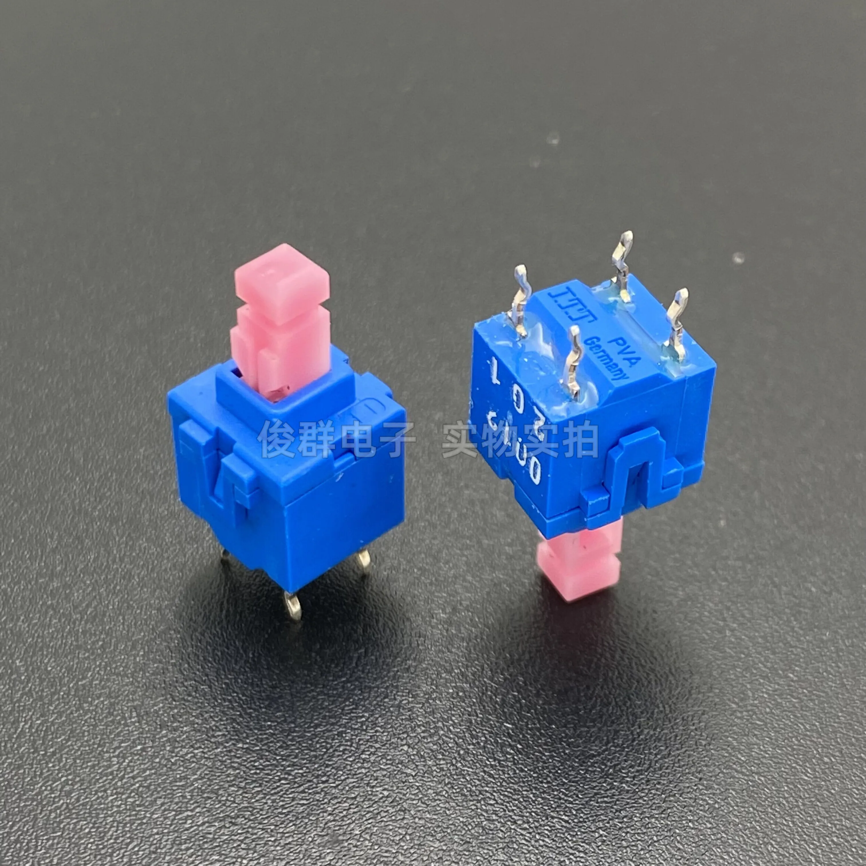 5PCS/ PVA self-locking switch 4 feet with lock button power micro-instrument in-line button 10*9*18